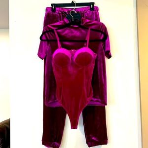 Fuchsia stretch velvet set & matching bodysuit, 3pc set size M, bodysuit size SM